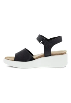 ECCO Flowt- Platform Sandals - Black