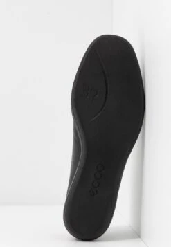 ECCO Simpil Loafer - Slip-Ons - Black -ECCO Store c3a1ebcb19ef4b8db759967814f41700