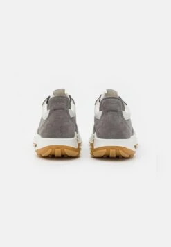 ECCO Retro - Trainers - Steel/White -ECCO Store d56d5ee5743b41b2a15db446d37d7301